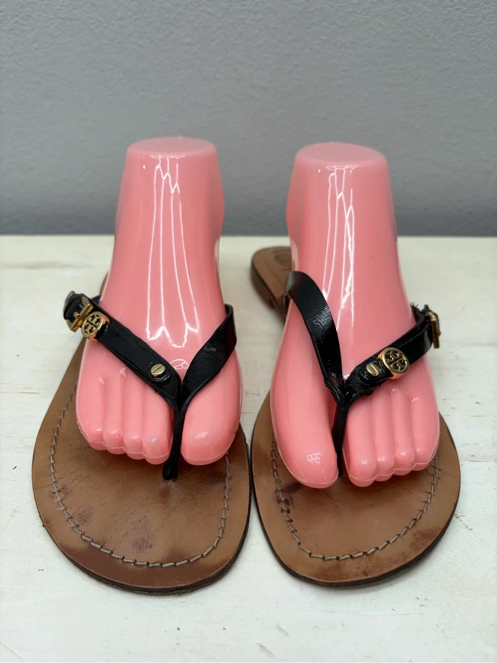 Tory Burch Black Patent Leather Terra Thong Sandals Size 10